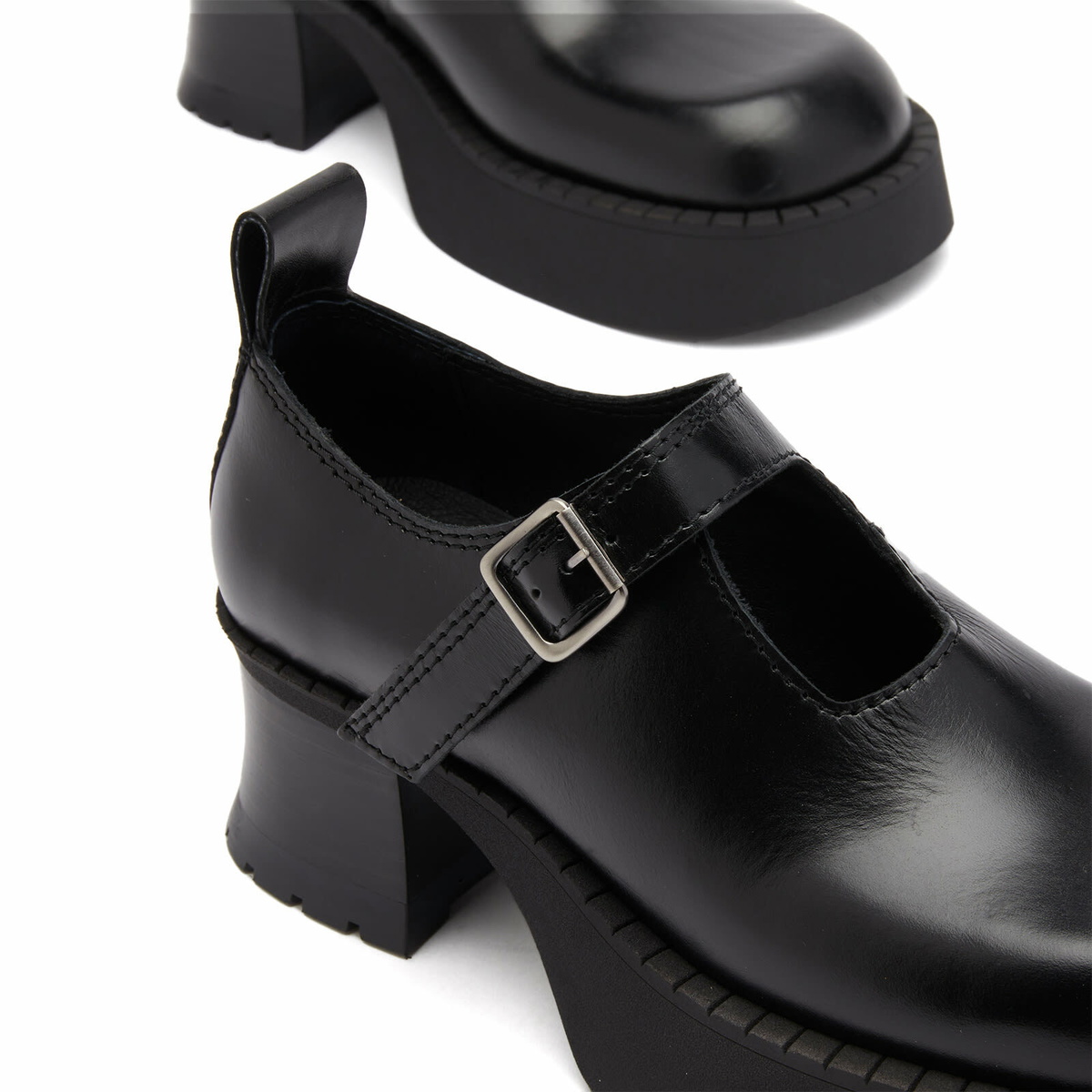 MIISTA Women's Birgit Brogues in Black MIISTA