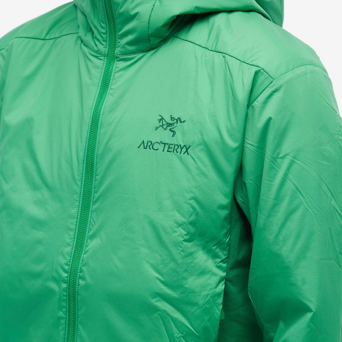 Arc'teryx Men's Atom LT Hooded Jacket in Jungle Arc'teryx