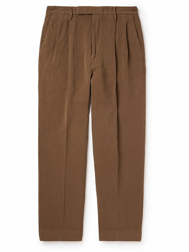 Photo: Kaptain Sunshine - Straight-Leg Pleated Cotton and Linen-Blend Gabardine Suit Trousers - Brown