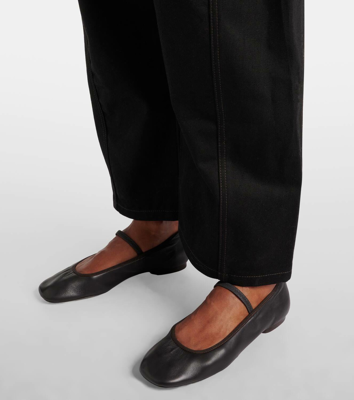 【Lemaire】 Ballerinaレザー Mary Janeフラット Lemaire】 Ballerinaレザー Mary Janeフラット Leather Mary