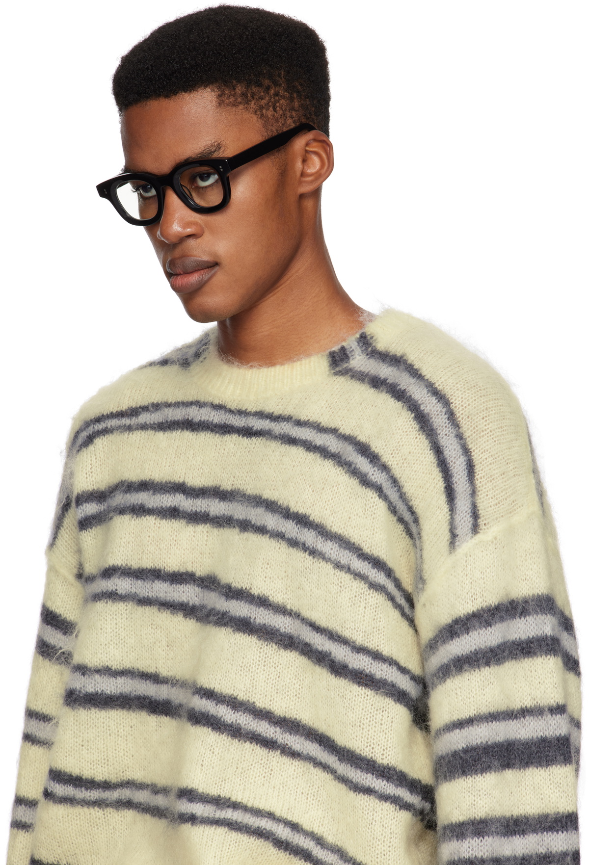 AKILA Black Apollo Glasses