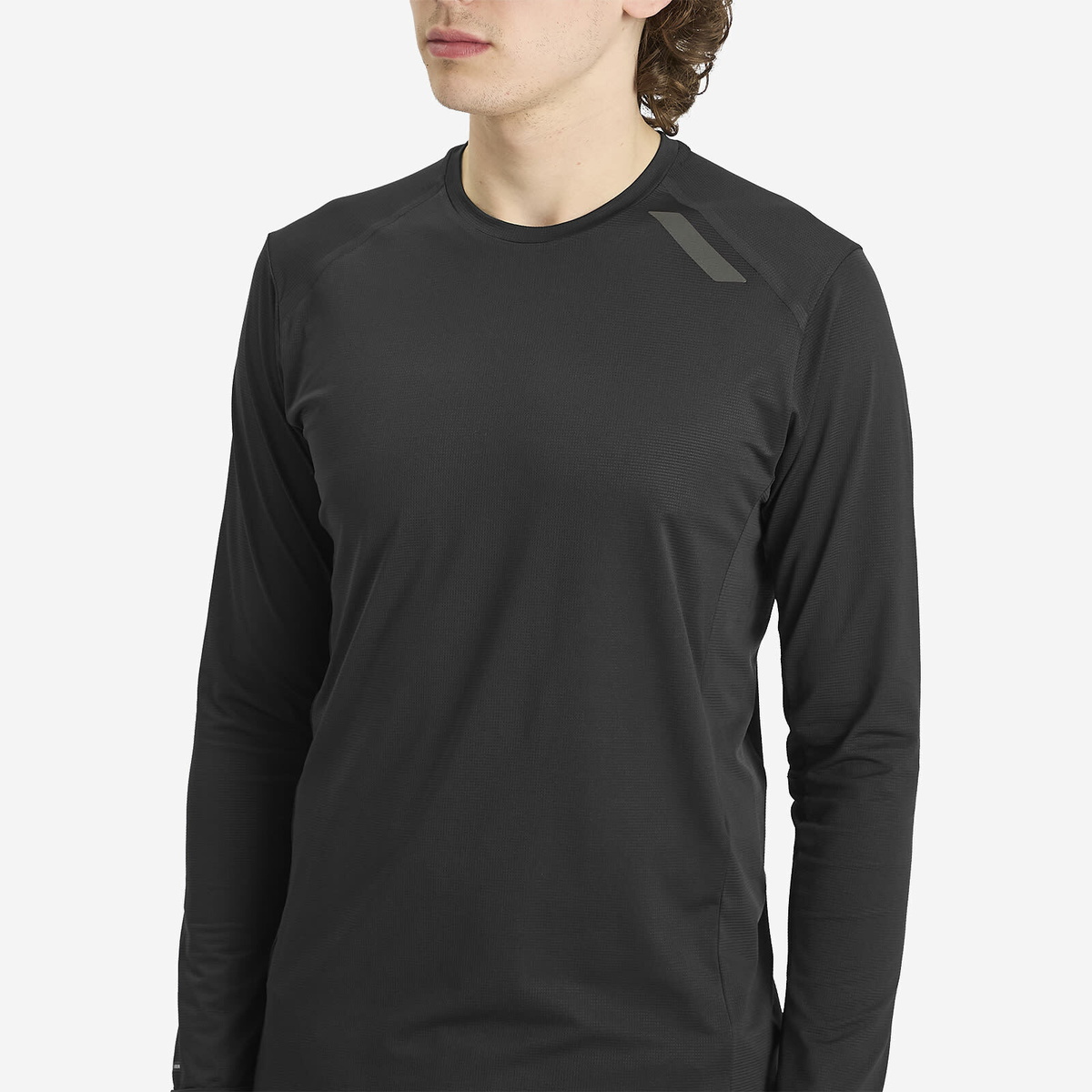 SOAR Men's Long Sleeve Tech T-Shirt in Black Soar Running