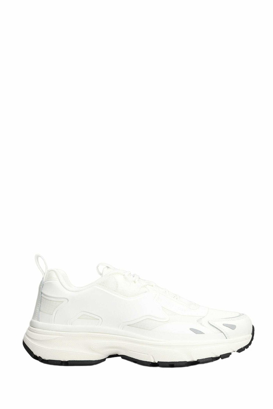 Photo: Maison Kitsuné Sora Runners Sneakers In White Polyester