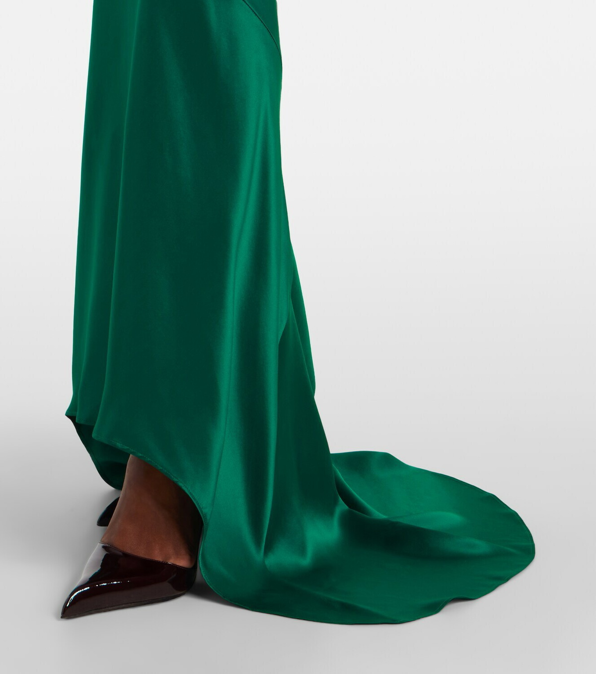 Tom Ford Asymmetric silk satin maxi skirt