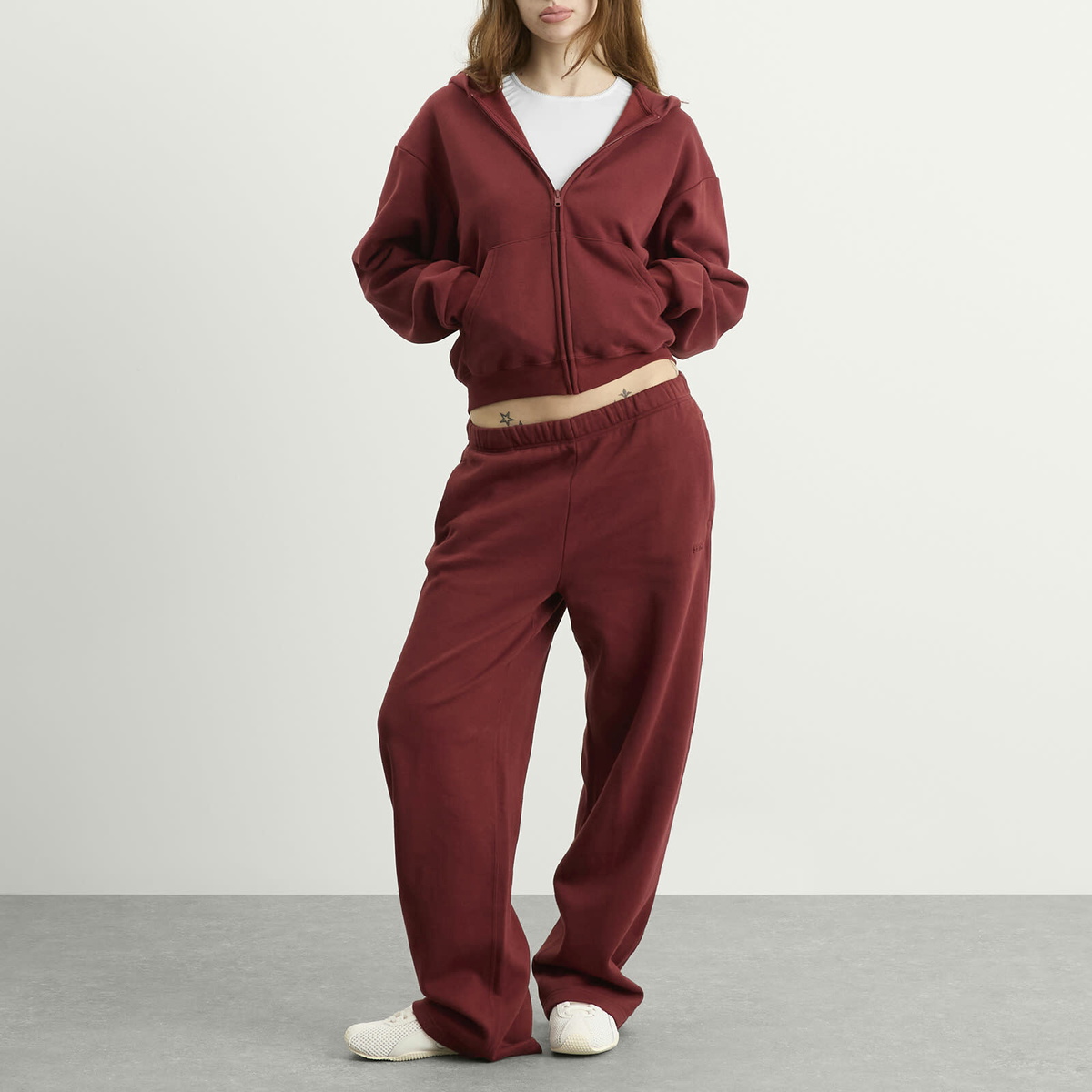 SKIMS Women's Cotton Fleece Classic Zip Up Hoodie in Merlot