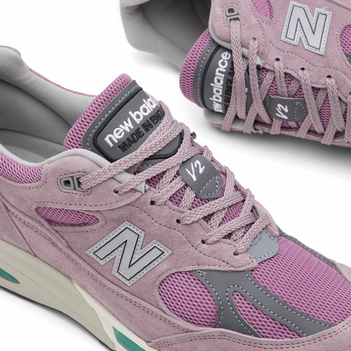 New Balance 991v2 Sneaker in Polignac/Toadstool/Silver