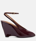 Ferragamo Arcadia 95 patent leather sandals