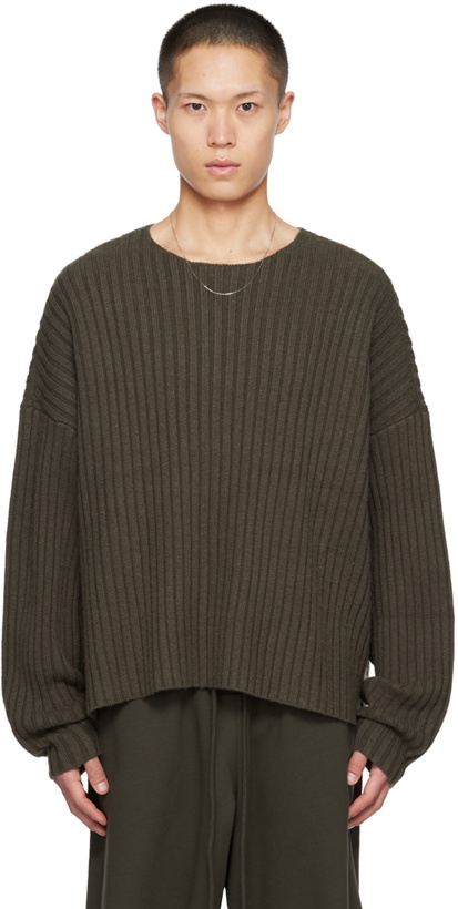 Photo: Fear of God ESSENTIALS Gray Raw Neck Sweater