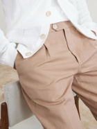 Brunello Cucinelli - Straight-Leg Pleated Cotton and Linen-Blend Trousers - Brown