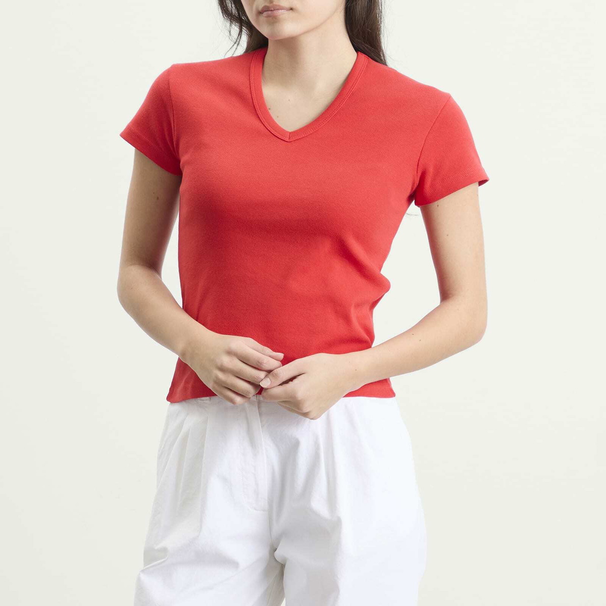 Nothing Written Women's 90S V Neck T-Shirt in Red