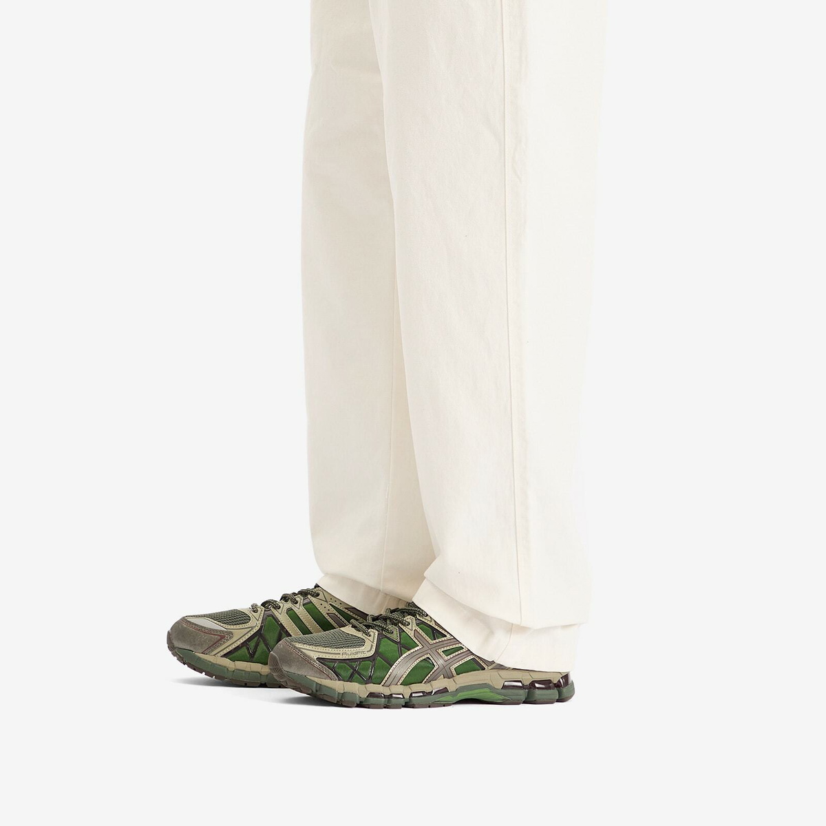 Asics UB10-S GEL-KAYANO 20 Sneaker in Moss/Gunmetal