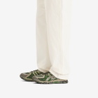 Asics UB10-S GEL-KAYANO 20 Sneaker in Moss/Gunmetal