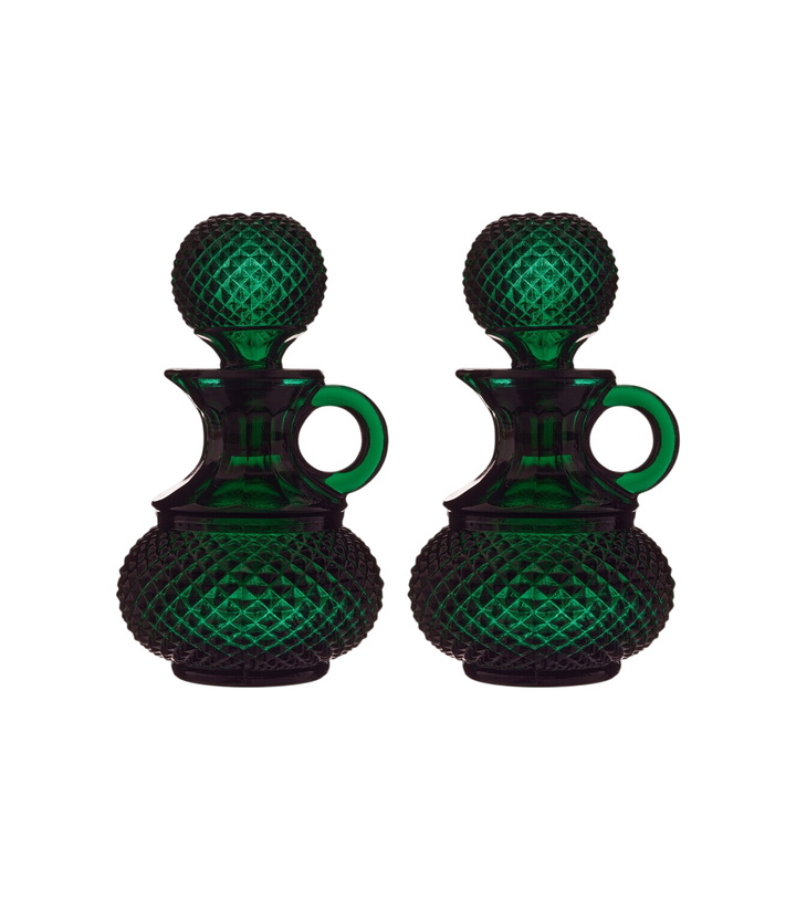 Photo: Cabana Galeano glass oil and vinegar set