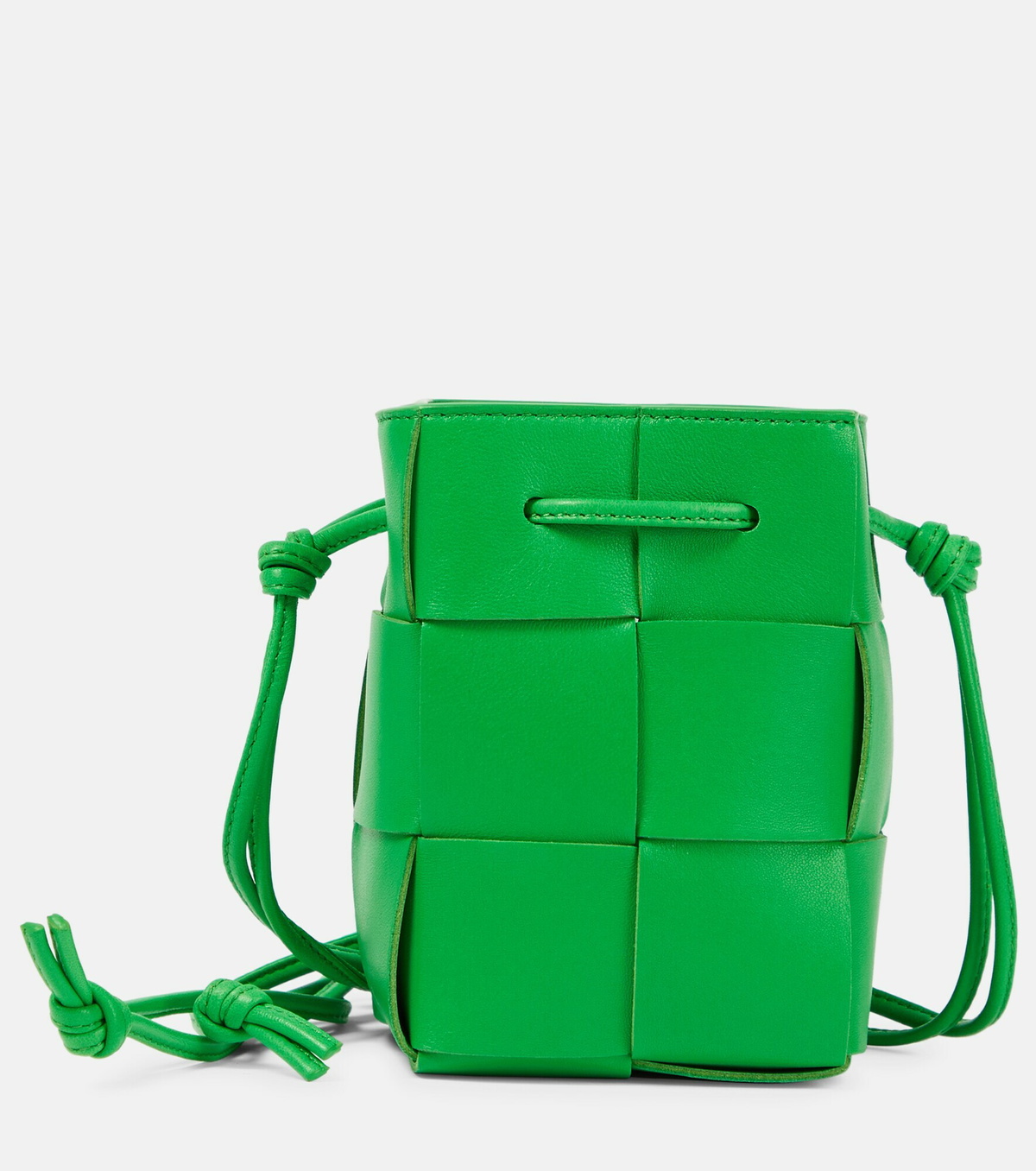 Bottega Veneta - Cassette Mini leather bucket bag Bottega Veneta
