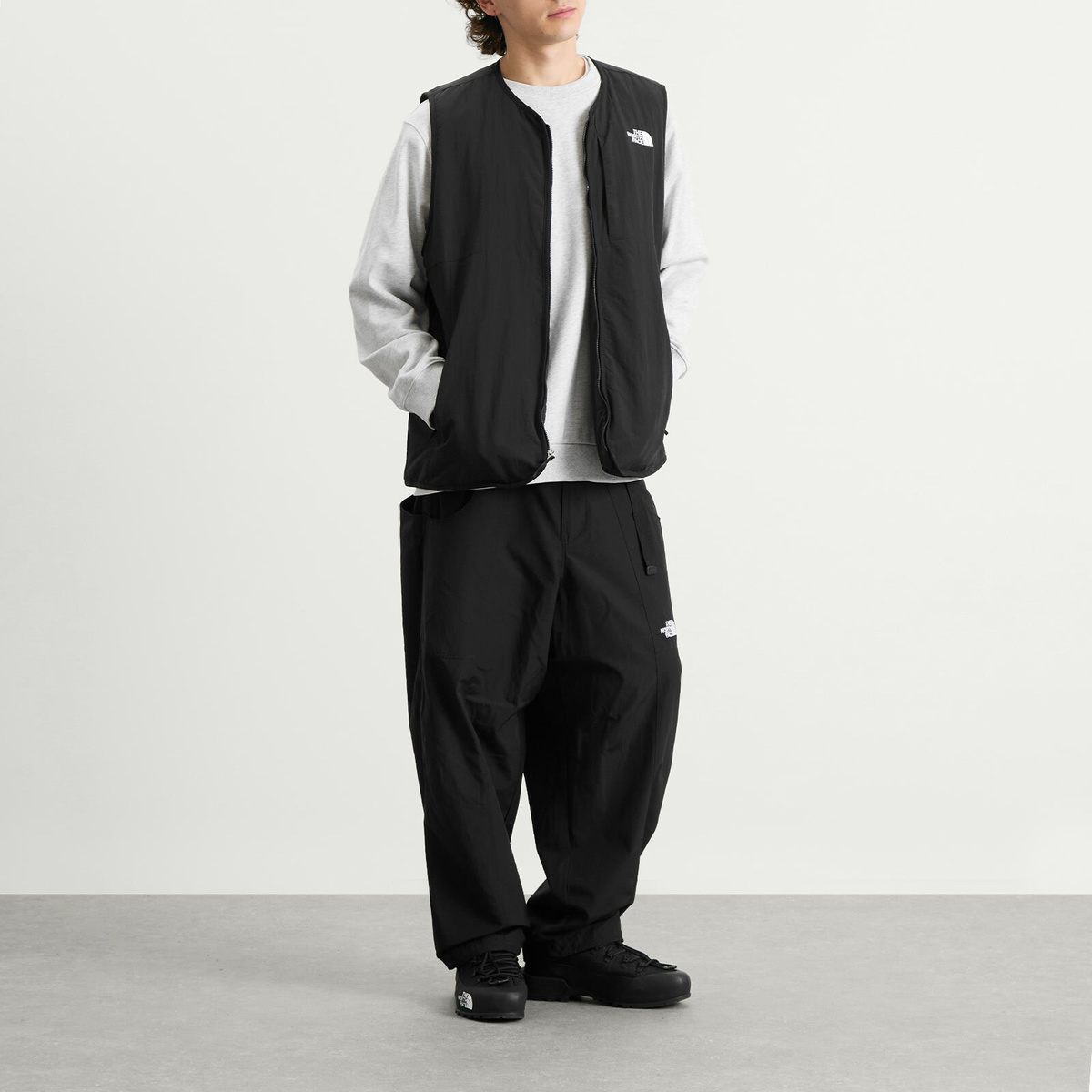The North Face Men's Ilti Liner Vest in Tnf Black