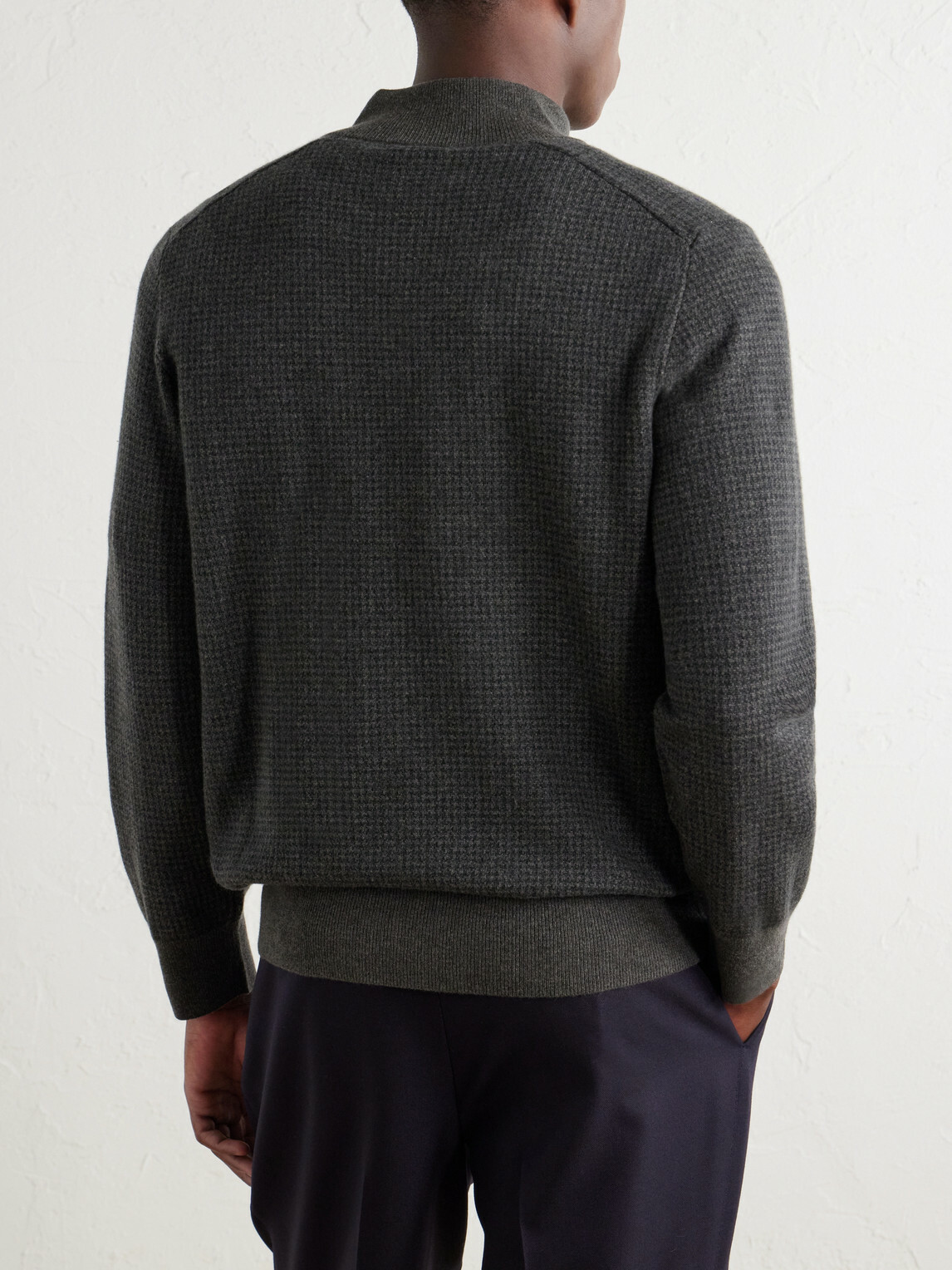 N.PEAL - Houndstooth Cashmere Sweater - Gray