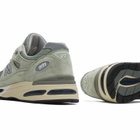 New Balance 991v2 Sneaker in Sea Grass/Silver