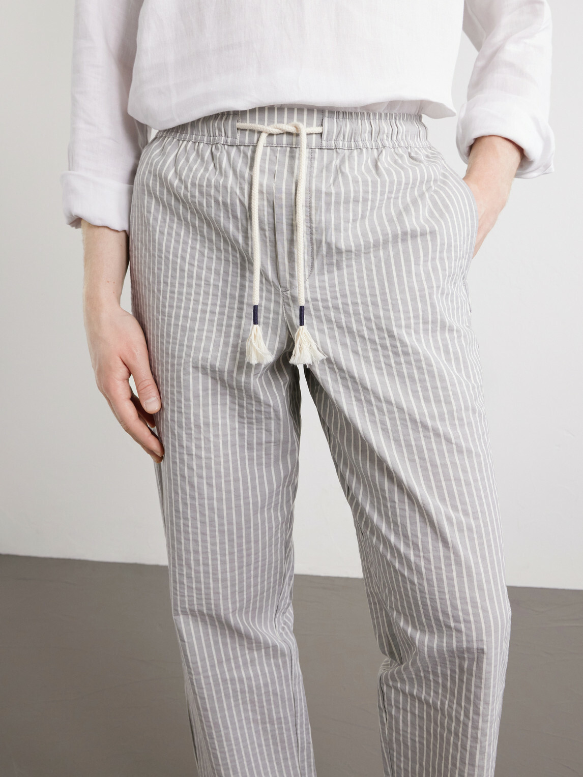Orlebar Brown - Sonoran Straight-Leg Striped Cotton-Blend Seersucker Trousers - Gray