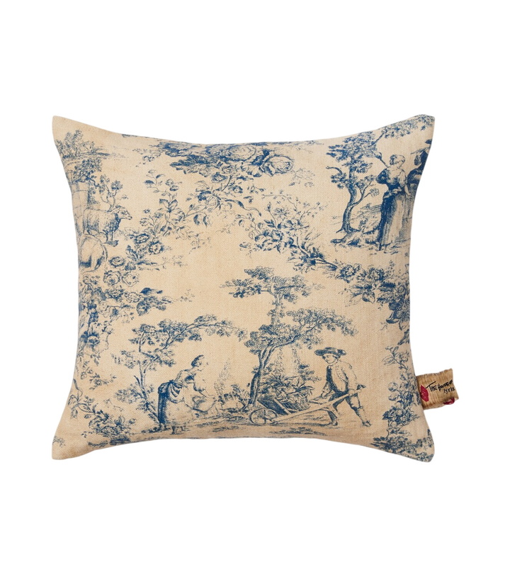 Photo: The House of Lyria Glafira linen cushion