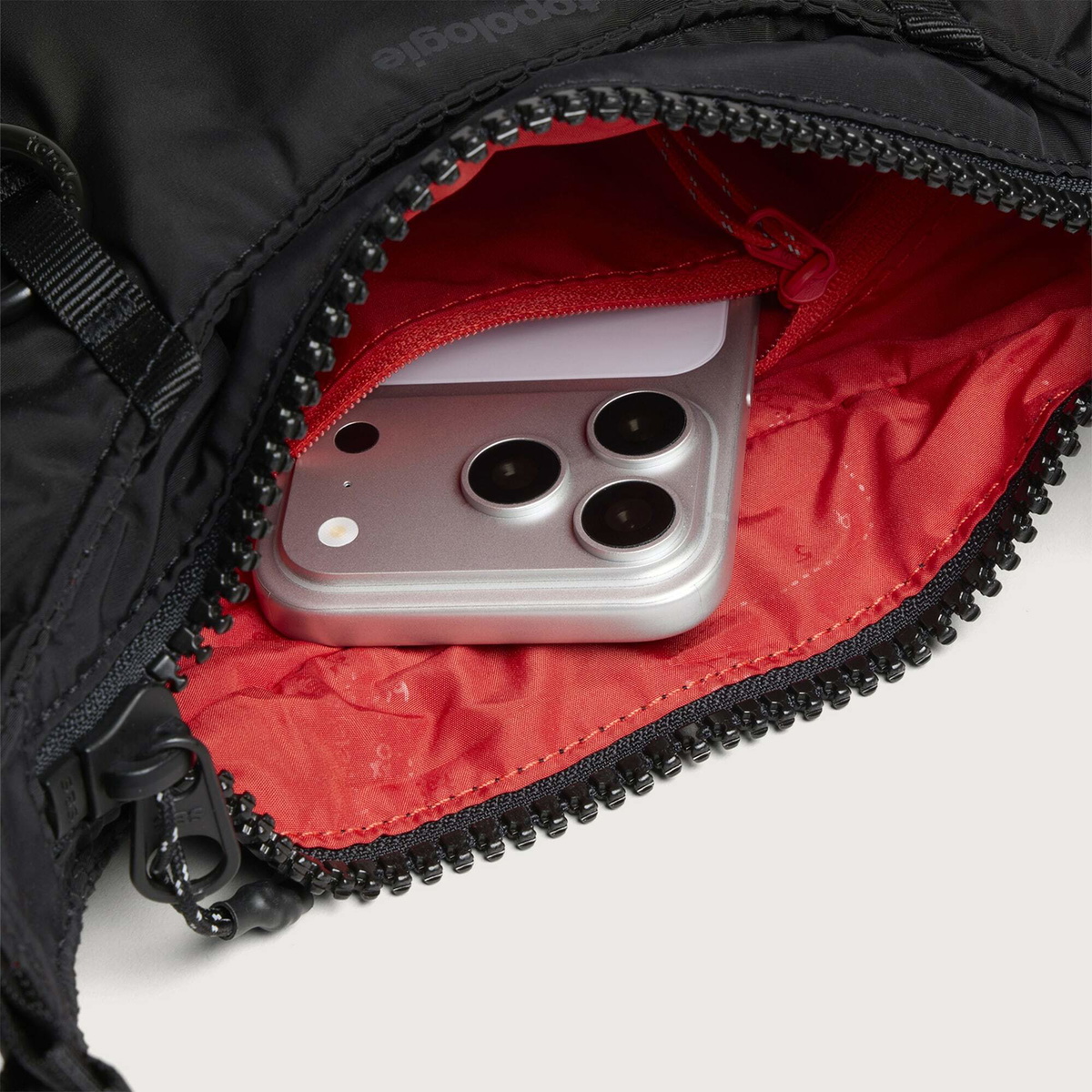 Topologie Cloud Hobo Bag - XS in Black 