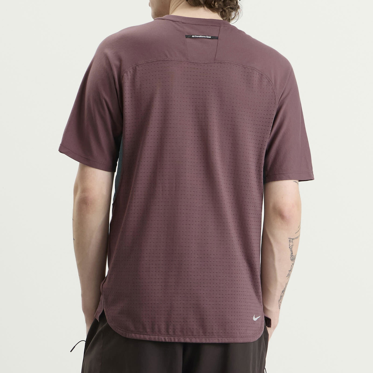 Nike Men's ACG Solar Chase Top in Tattoo/Mineral Slate/Summit White