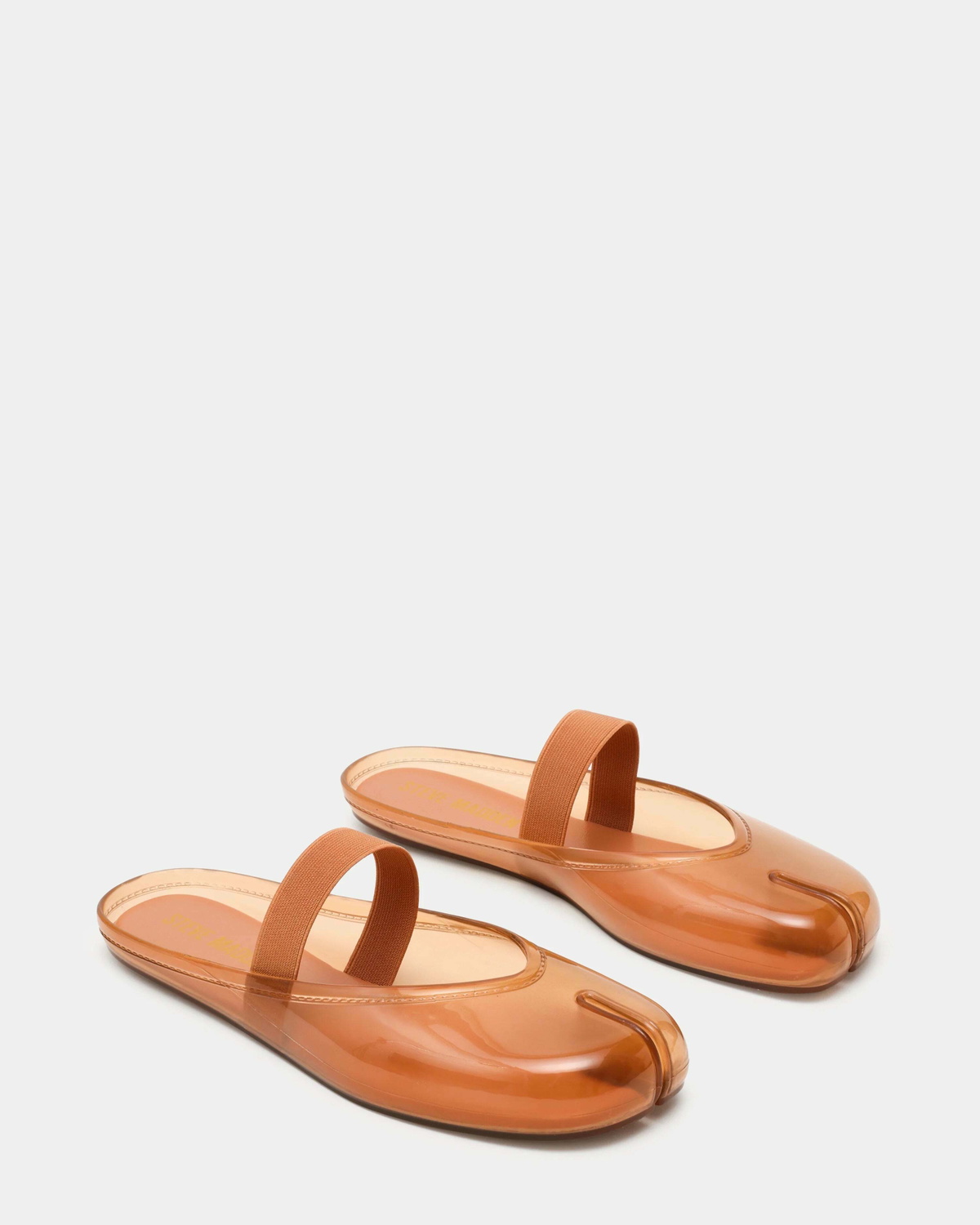 Steve Madden Cova Flats in Blush