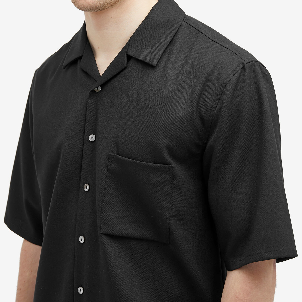 s.k manor hill Men's Aloha Vacation Shirt in Black Tropical Wool