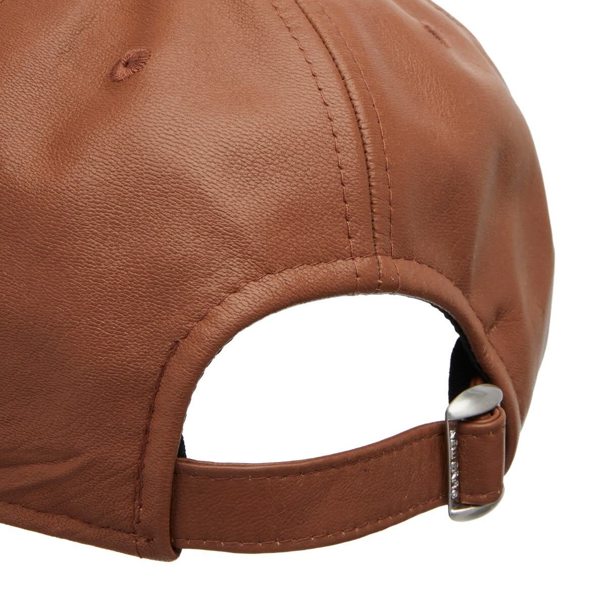 New Era New York Yankees Leather 9Forty Adjustable Cap in Brown