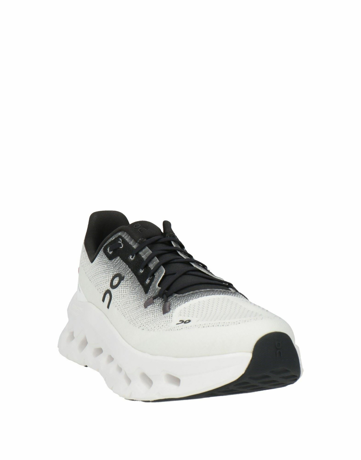 On Cloudtilt Womens Sneakers Ivory
