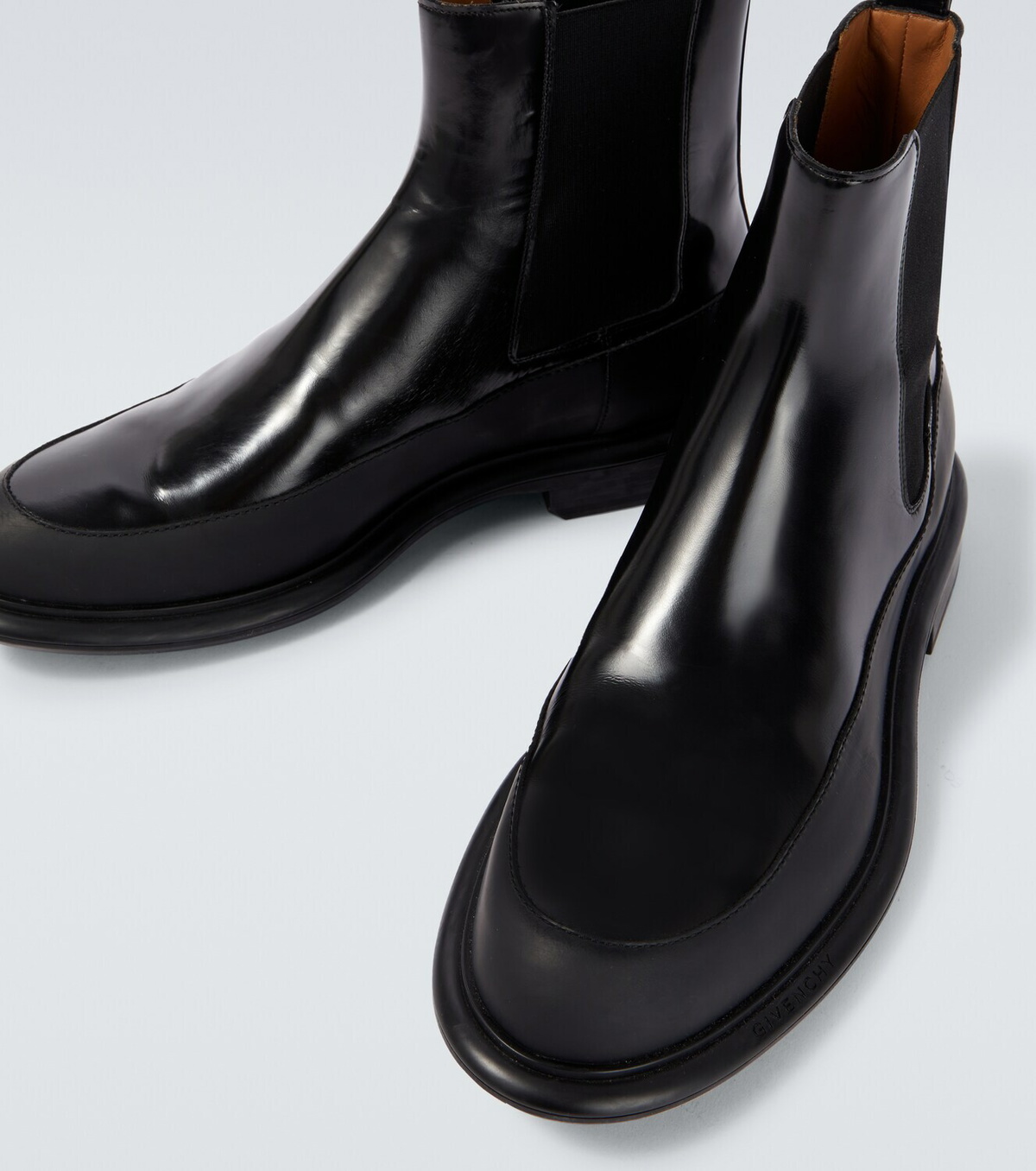 Givenchy Gent leather Chelsea boots