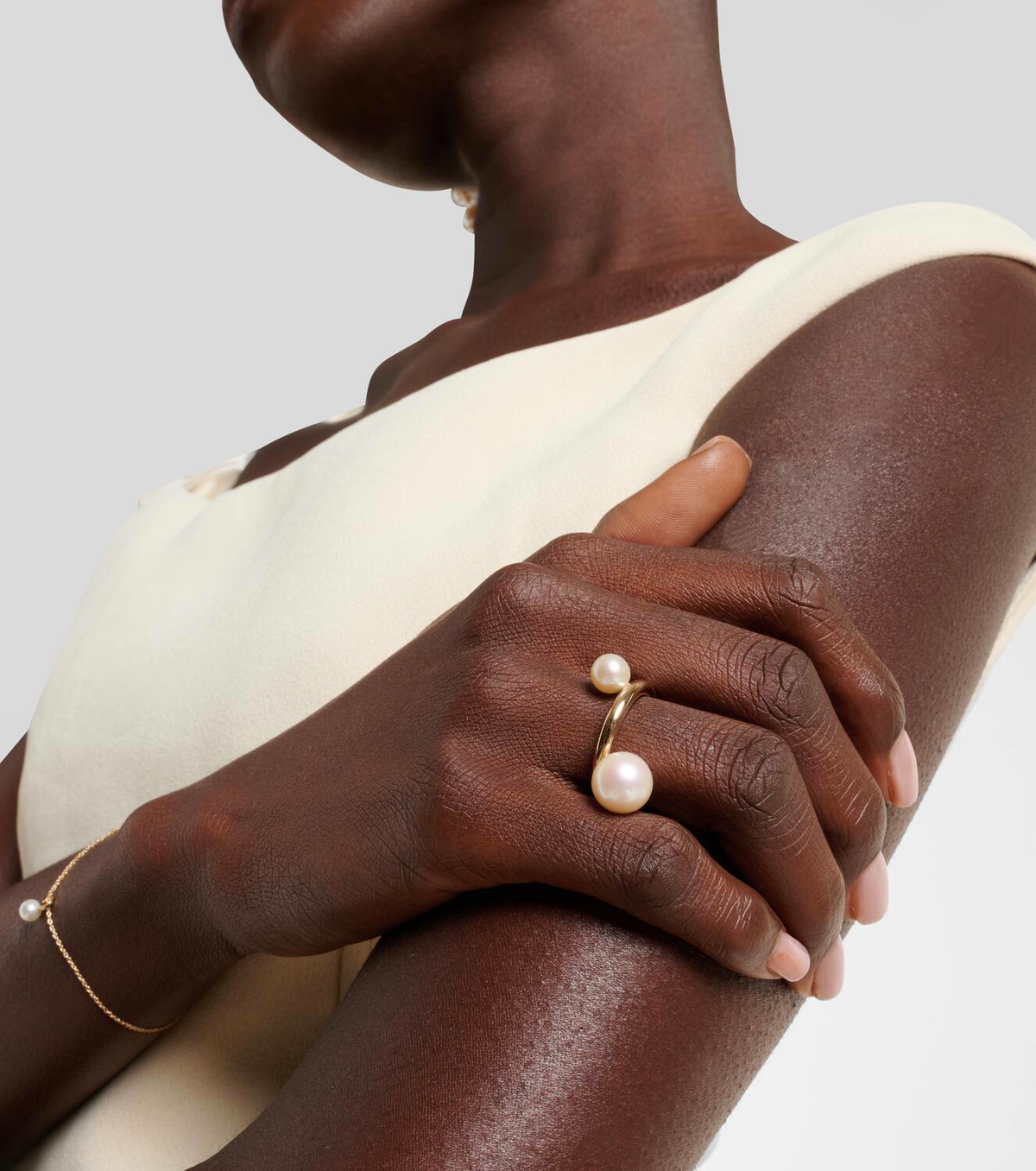 Sophie Bille Brahe La Grace 14kt gold ring with pearls