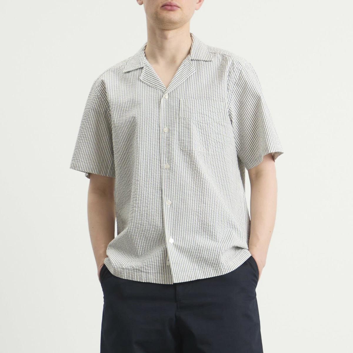 Foret Men's Peer Seersucker Vacation Shirt in Light Blue Stripe