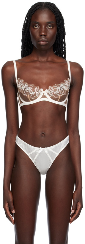 Photo: Agent Provocateur Off-White Lindie Bra