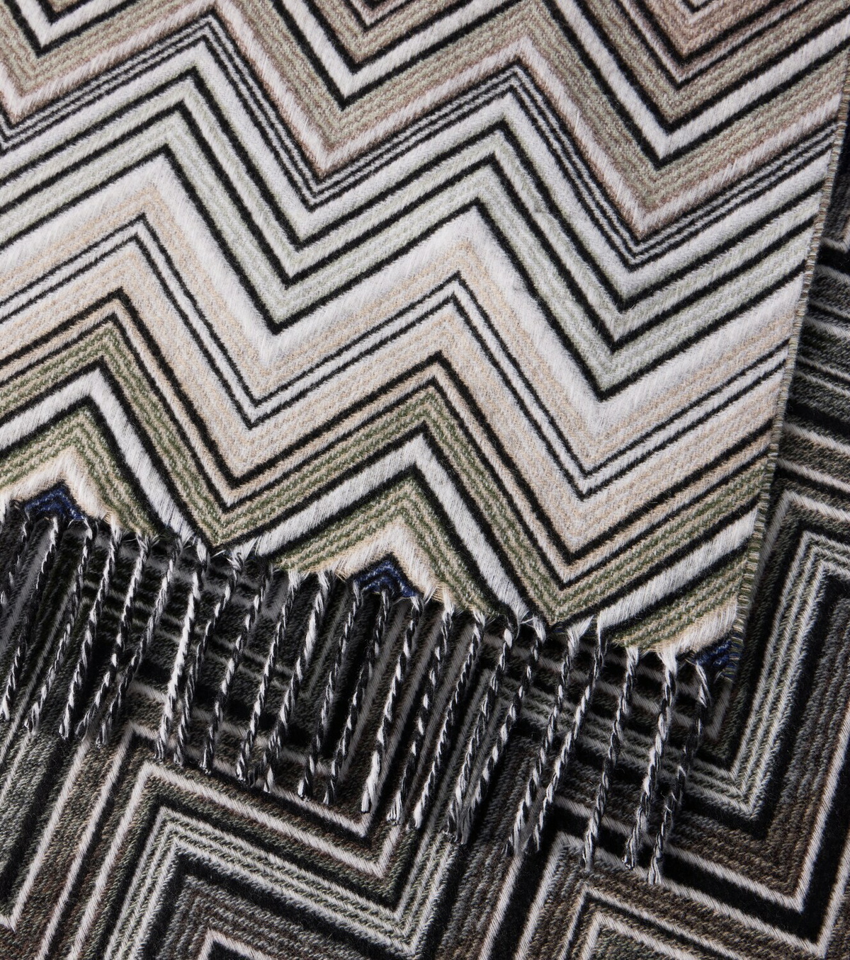 Missoni Perseo Zigzag wool and cashmere throw