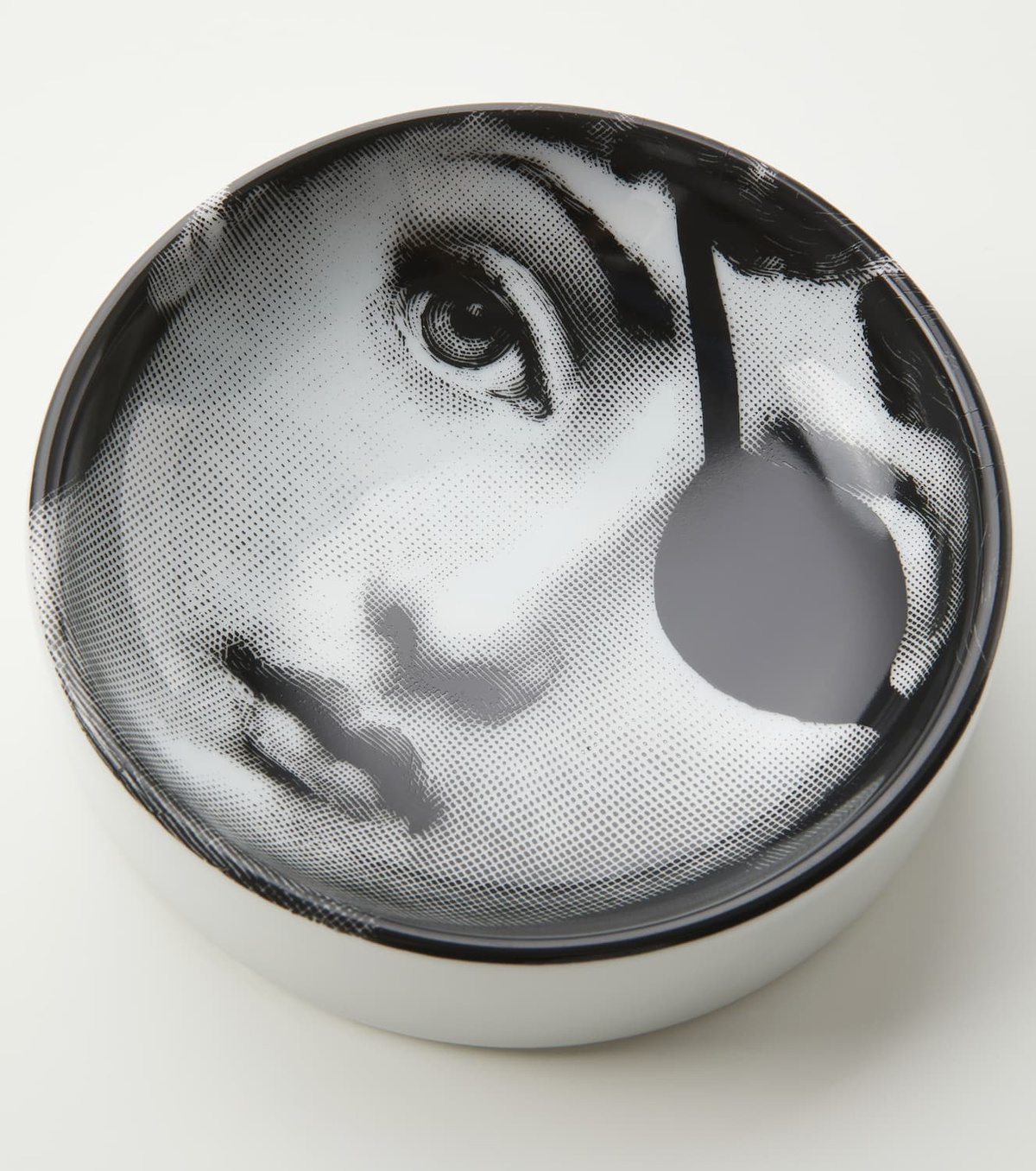Fornasetti Tema e Variazioni n.8 ashtray