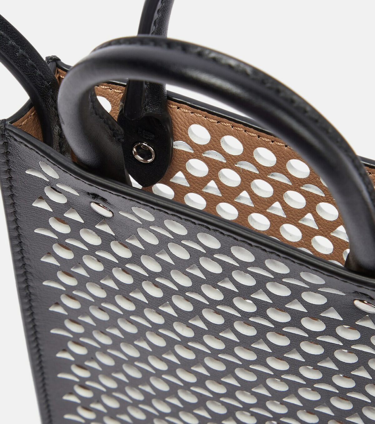 【人気】★ALAIA☆Garance leather phone pouchレザー携帯ポーチ Alaïa Garance leather phone pouch ALAÏA