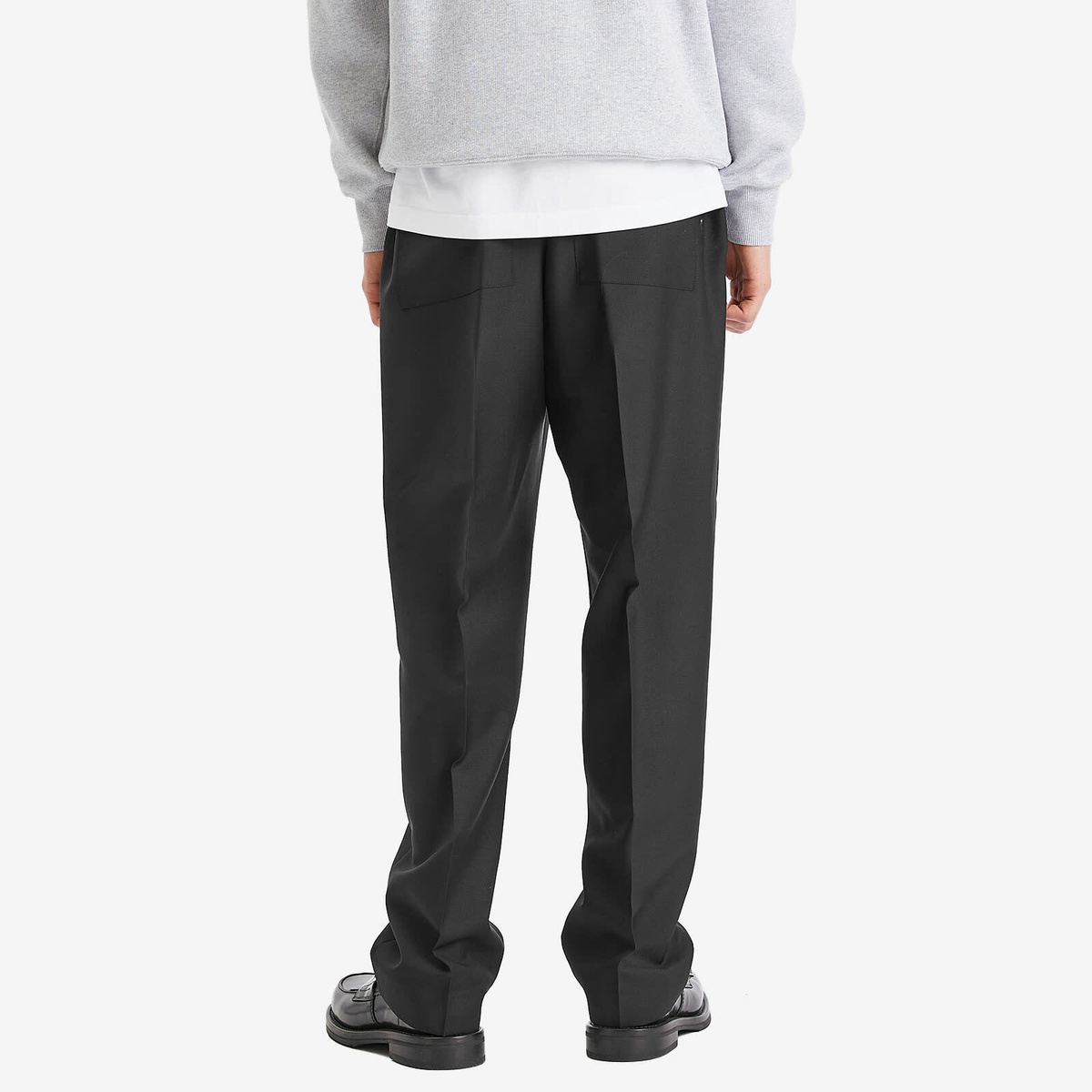 Róhe Men's Elasticated Waist Trousers in Black