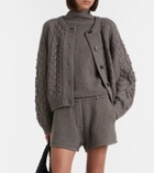 Lisa Yang Fride cashmere turtleneck sweater