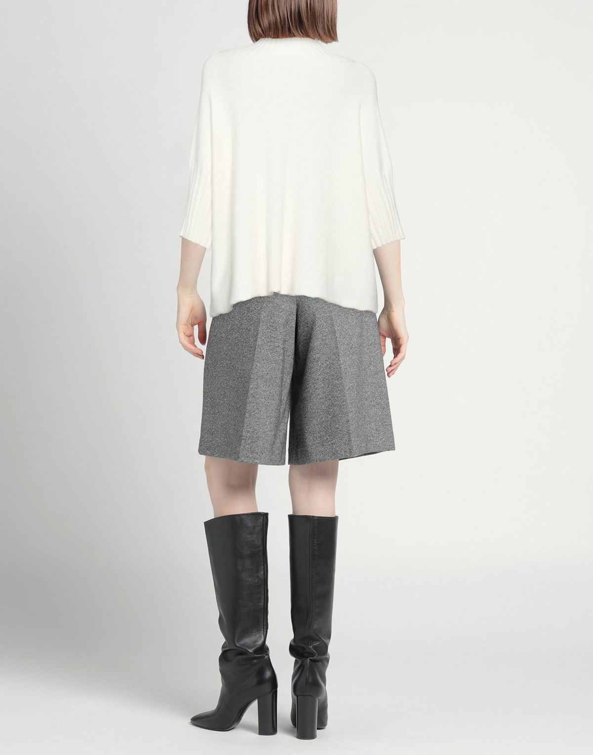 Manila Grace Womens Turtleneck in White