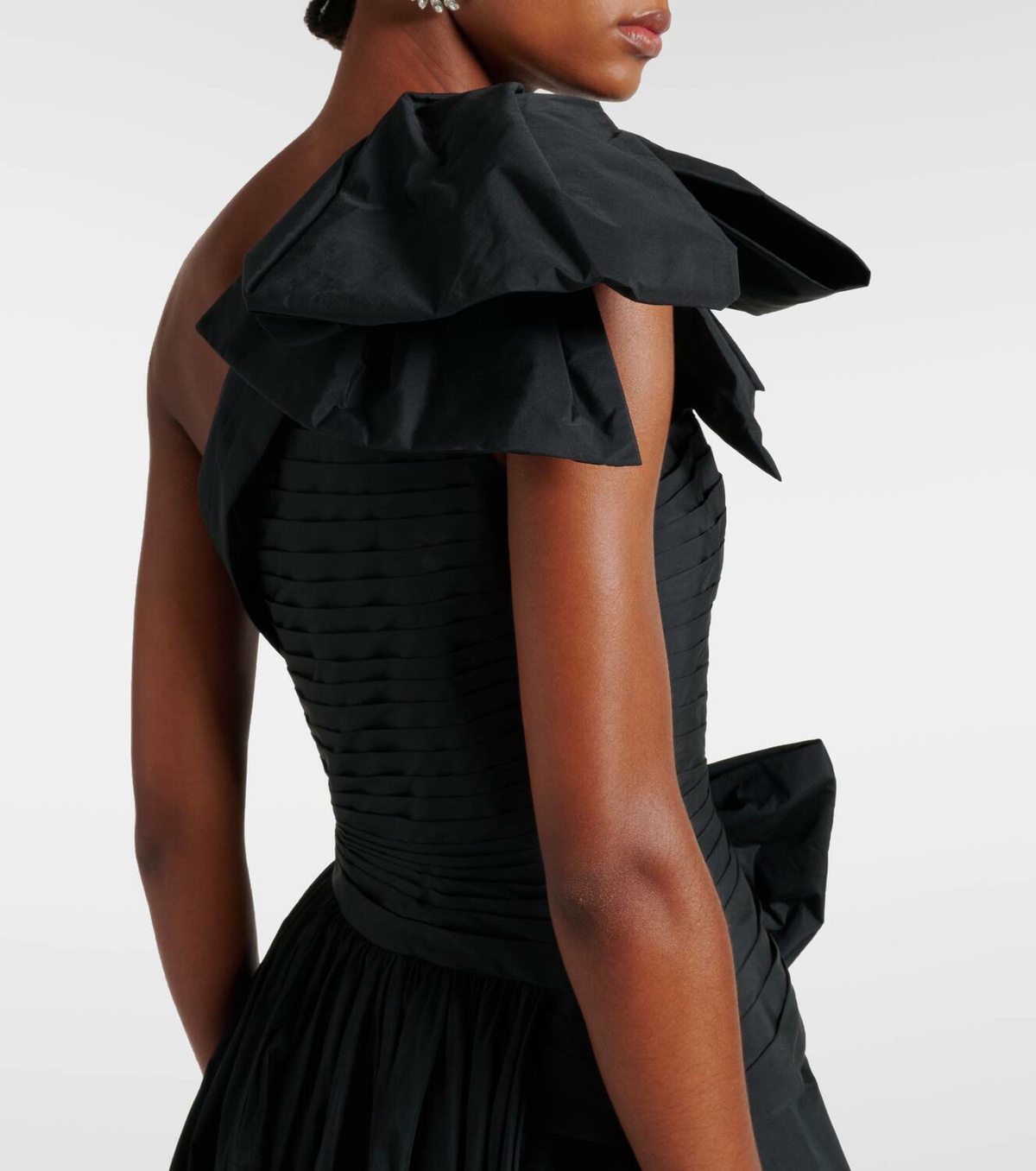 Elie Saab Bow-detail one-shoulder taffeta gown