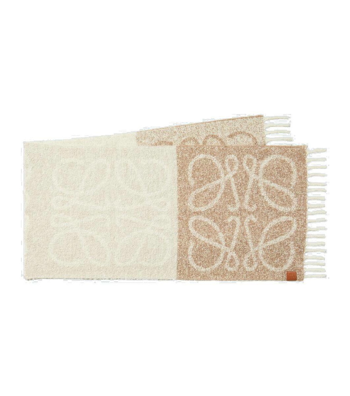 Photo: Loewe Anagram alpaca-blend bouclé scarf