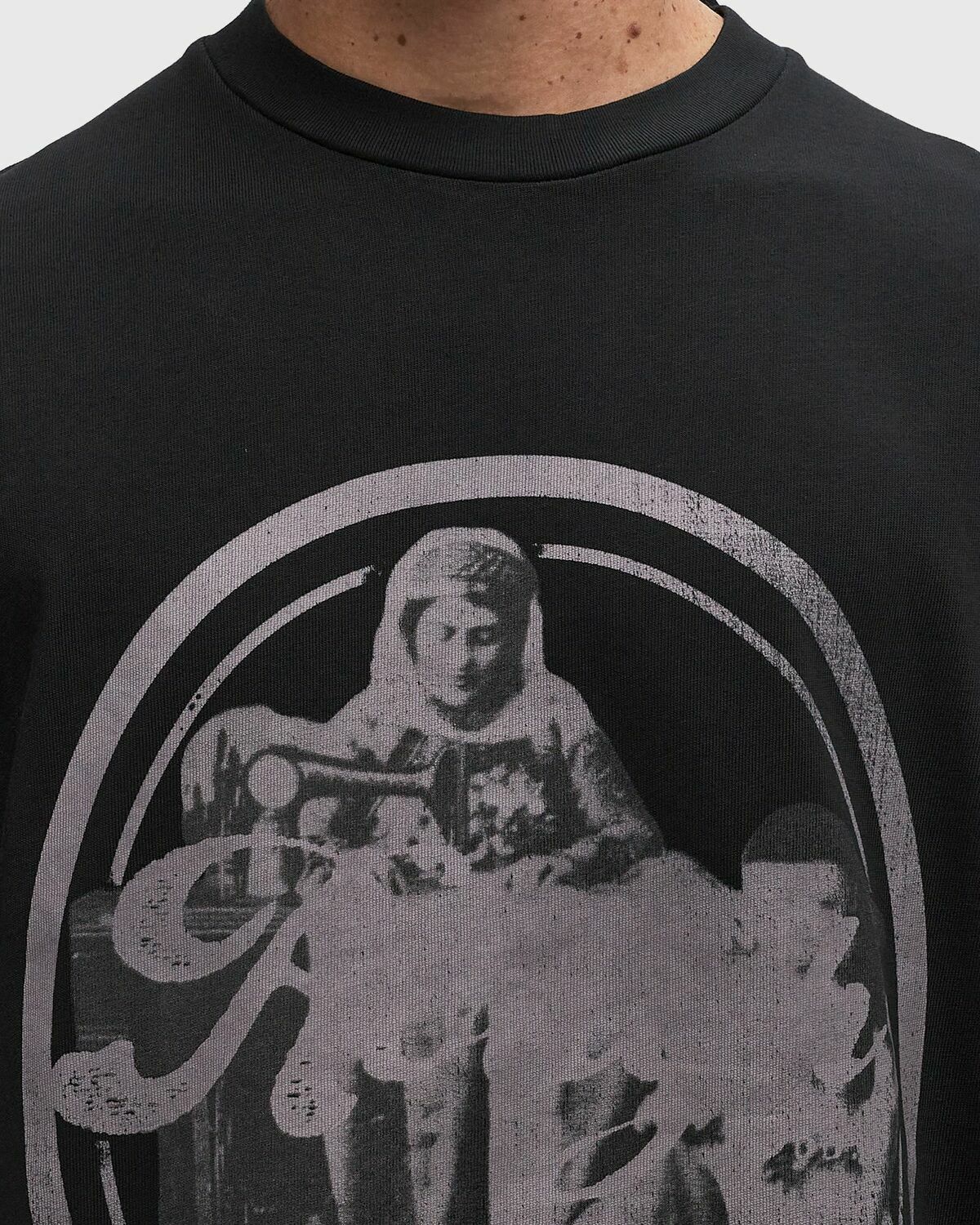 Rough. SINGER AD Tee Black Mens Shortsleefe