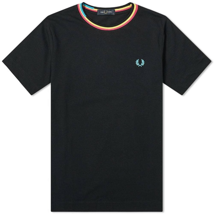 Photo: Fred Perry Authentic Tipped Process Colour Tee