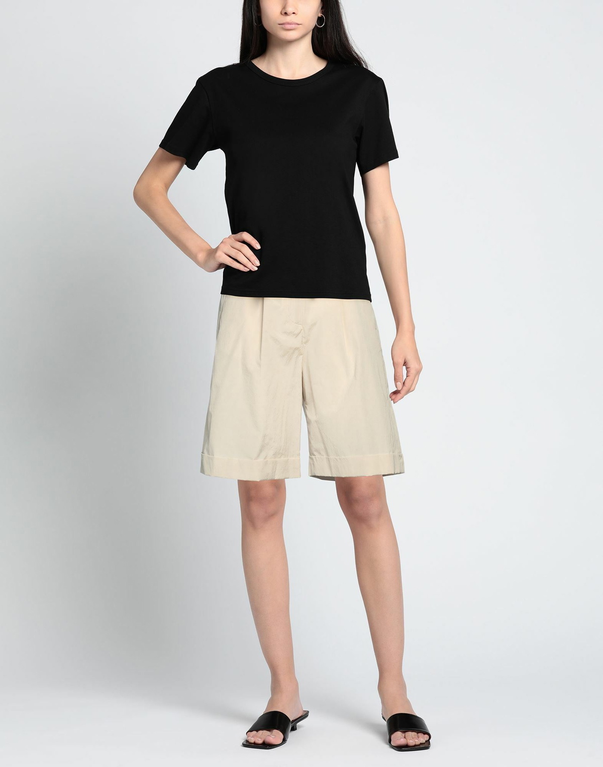 Peserico Womens Shorts & Bermuda Shorts in Beige
