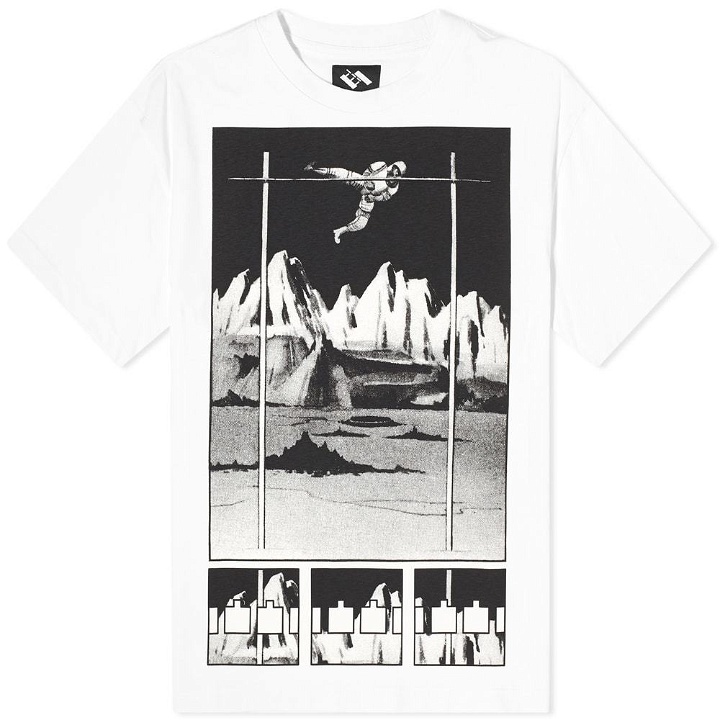 Photo: The Trilogy Tapes Spaceman Tee