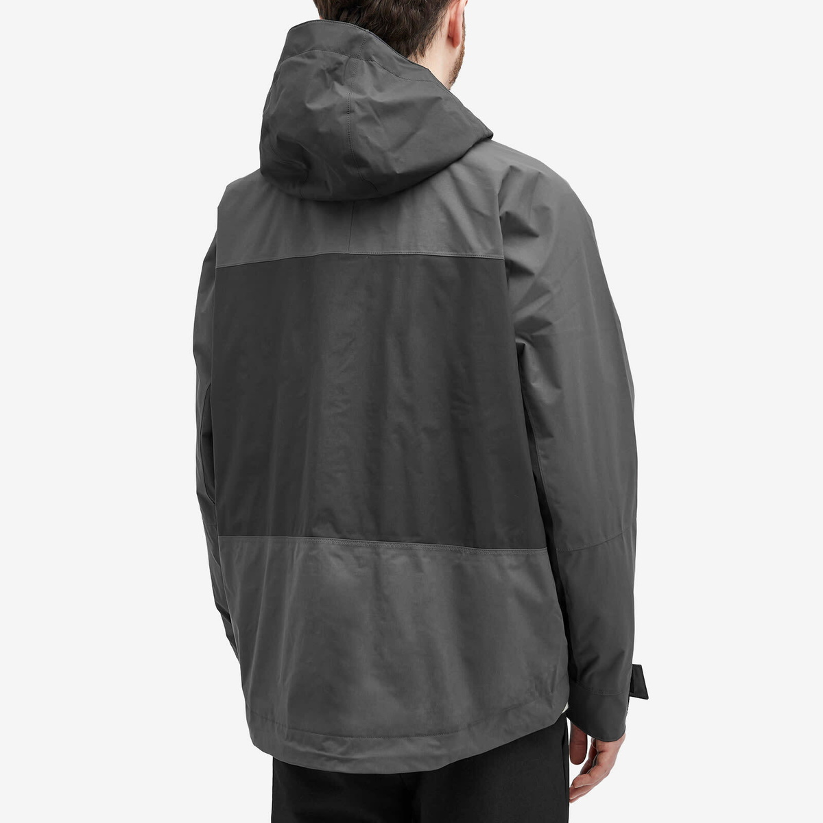 Goldwin Men's PERTEX UNLIMITED 2L Jacket in Deep Charcoal