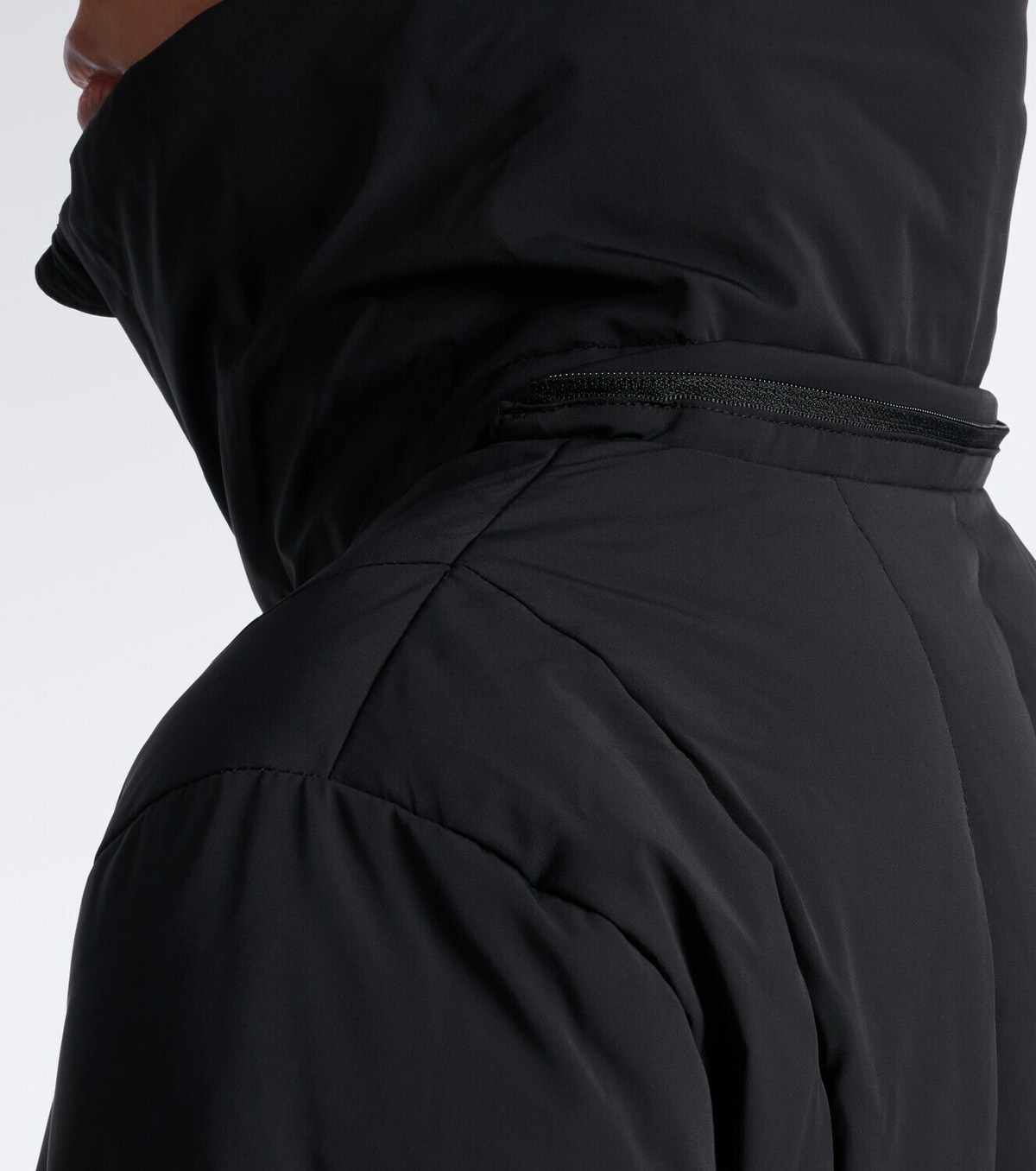 Perfect Moment Waisted belted down ski jacket