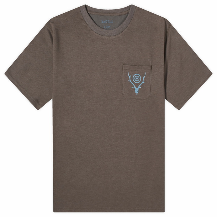 Photo: South2 West8 Men's Round Pocket T-Shirt in Charcoal