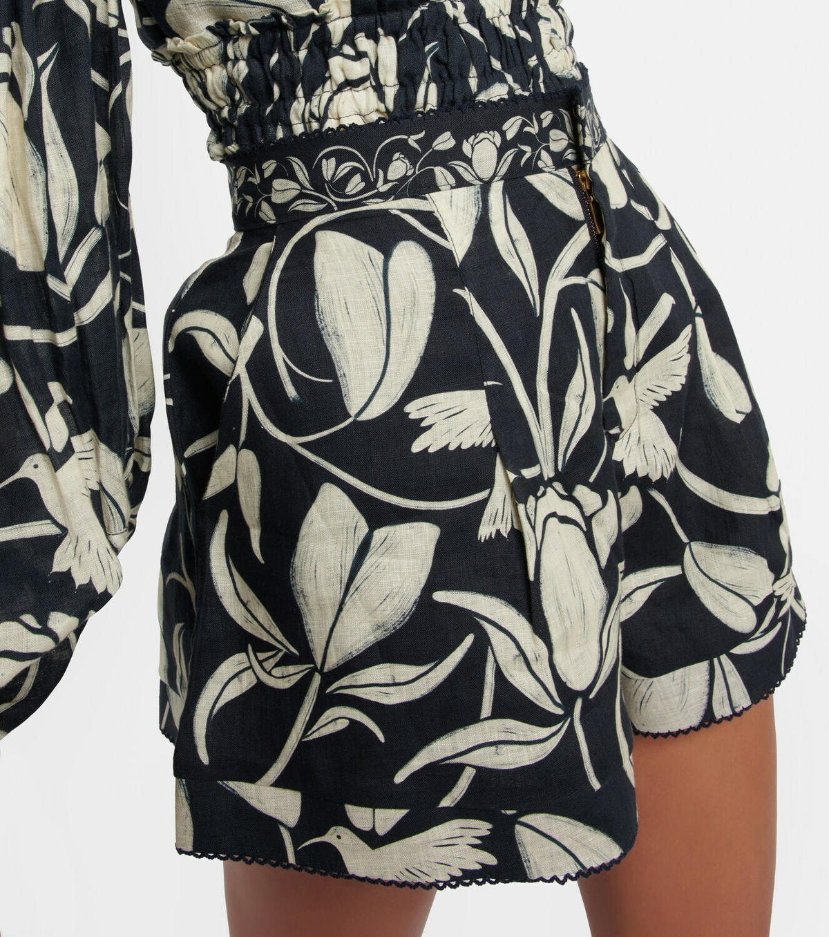 Agua by Agua Bendita Toronjil printed linen shorts