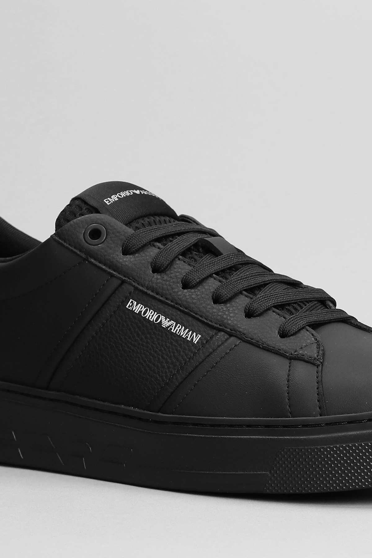 emporio-armani-leather-sneakers-emporio-armani